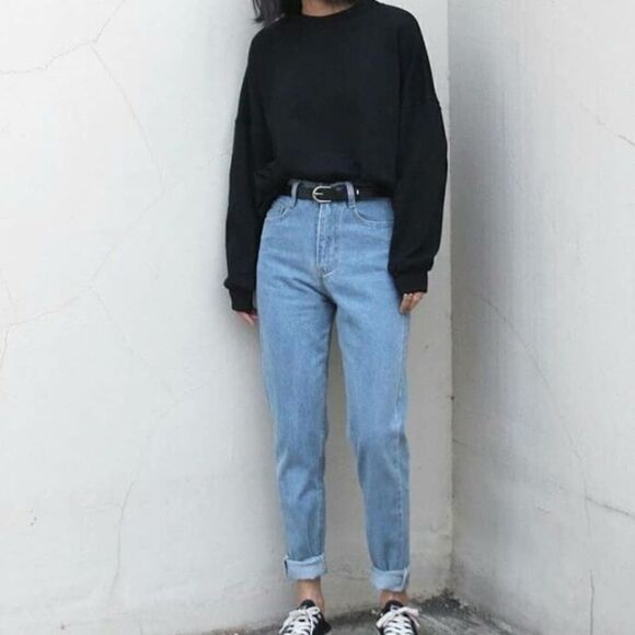 H&M Black Sweatshirt  - Picture 1 of 3